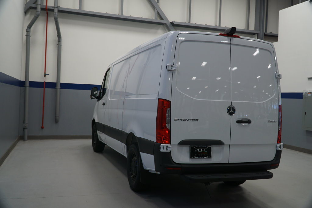 New 2026 Mercedes-Benz Sprinter 2500 image 4