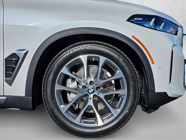 New 2026 BMW X5 sDrive40i image 10