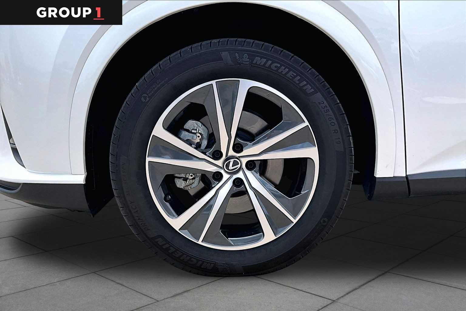 Certified 2024 Lexus RX 350 FWD w/ Technology Package image 9