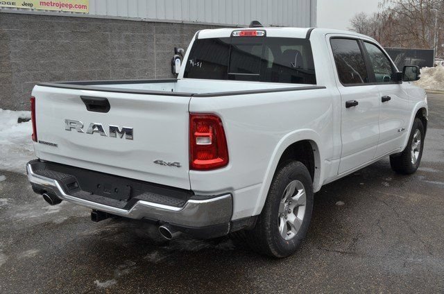New 2026 RAM 1500 Big Horn AWD/4WD image 8