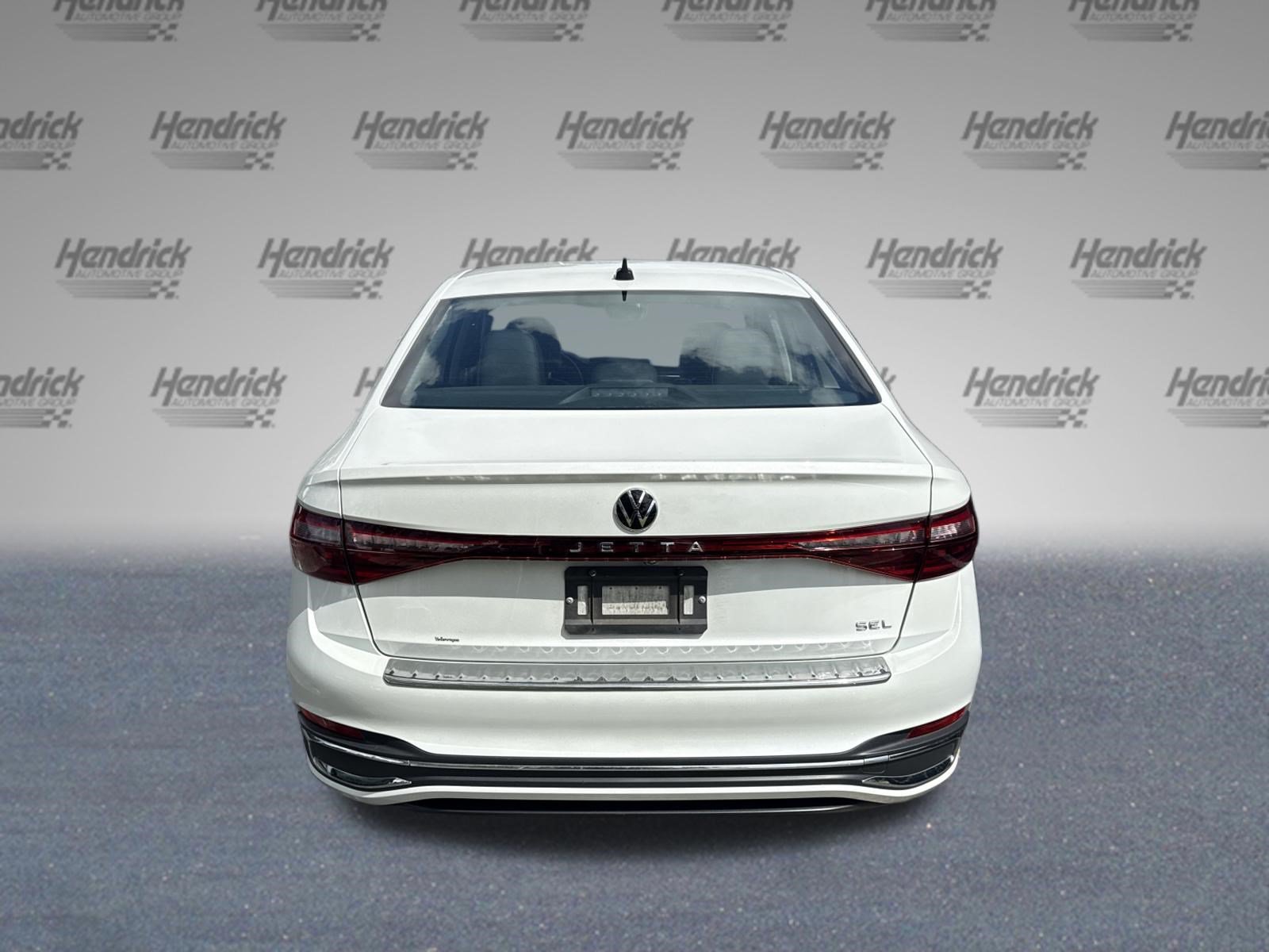 Used 2025 Volkswagen Jetta SEL FWD image 7