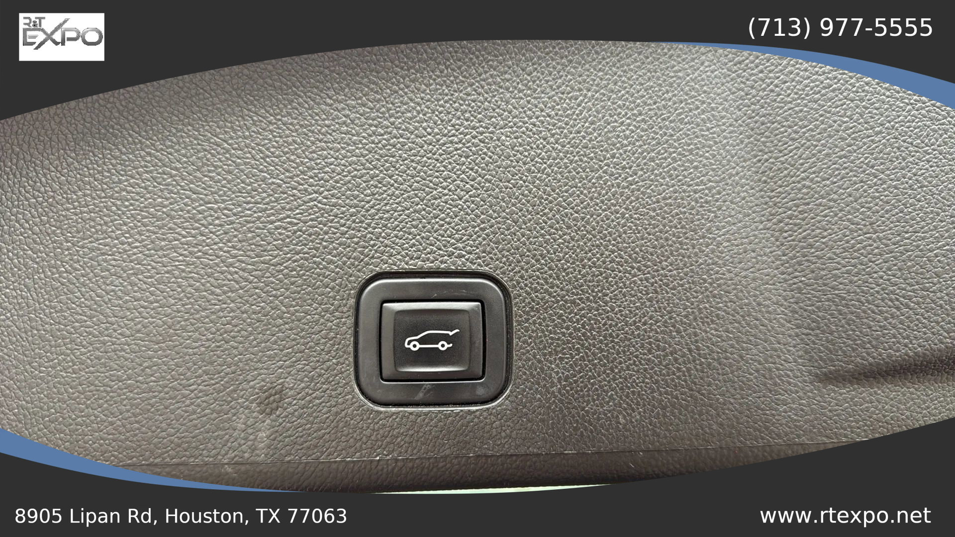 Used 2014 Cadillac SRX Luxury w/ Driver Awareness Package image 30