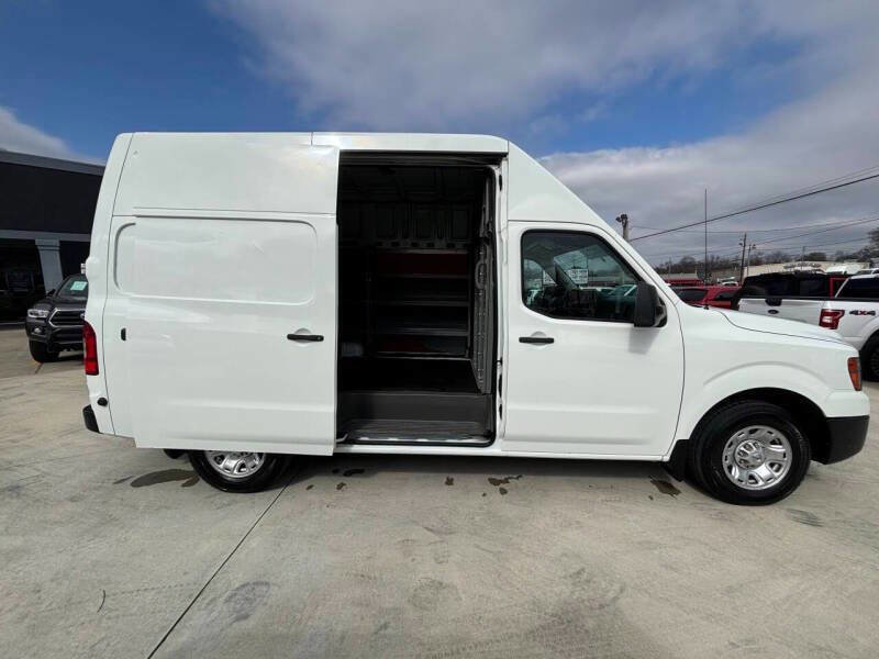 Used 2021 Nissan NV 2500 SV RWD image 3