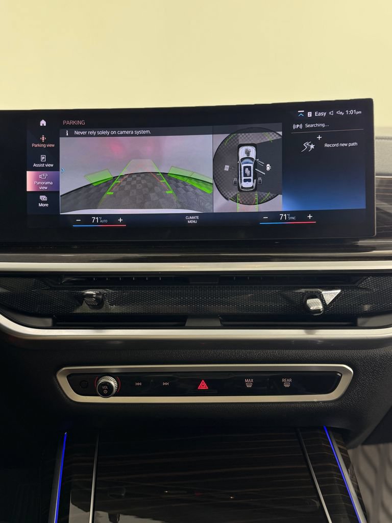 Used 2023 BMW X7 xDrive40i w/ Premium Package AWD/4WD image 17