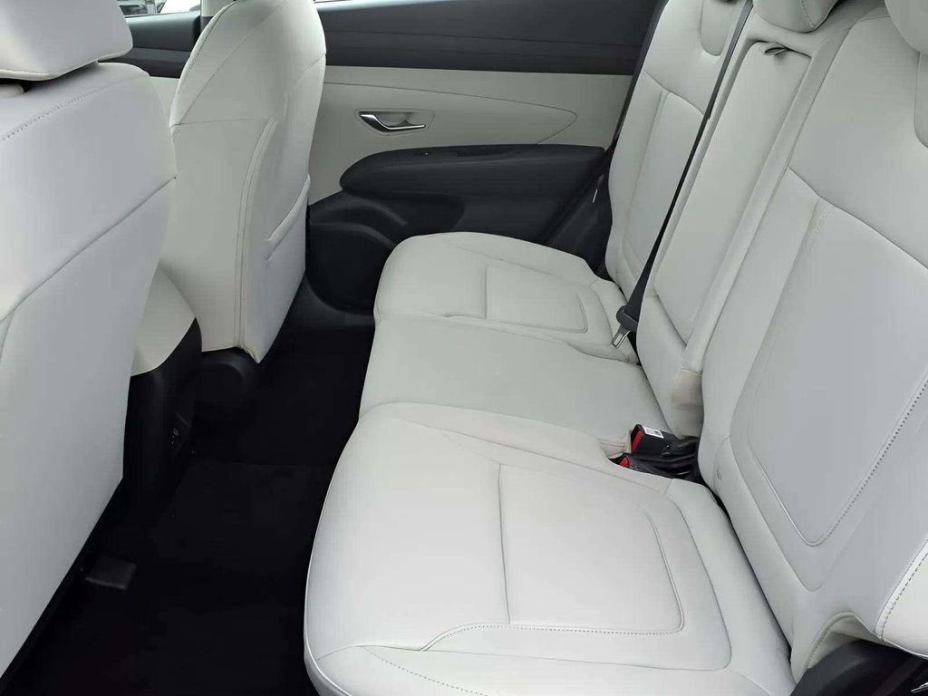 New 2026 Hyundai Tucson SE FWD image 7