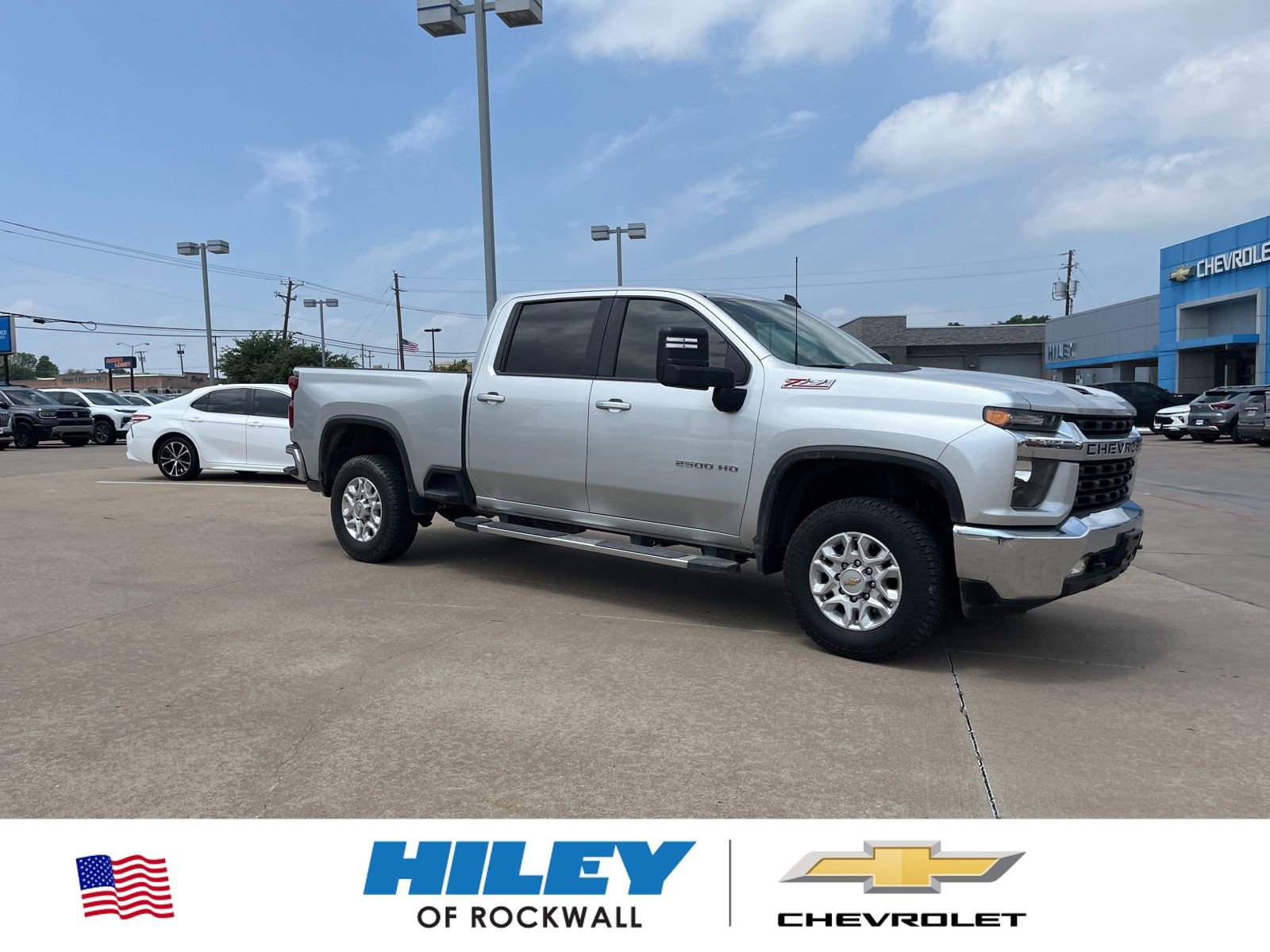 Used 2022 Chevrolet Silverado 2500 LT w/ Convenience Package AWD/4WD image 1