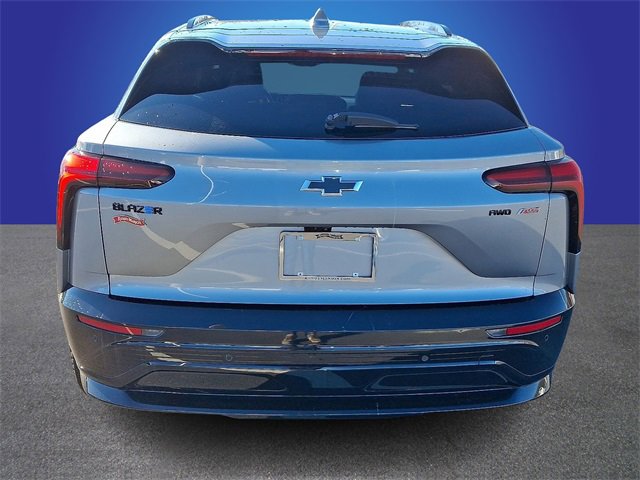 Used 2024 Chevrolet Blazer EV RS image 5