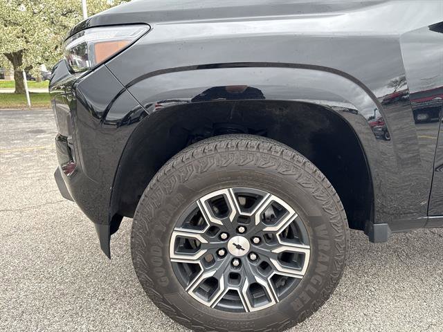 Used 2023 Chevrolet Colorado Z71 w/ Z71 Convenience Package 2 AWD/4WD image 19