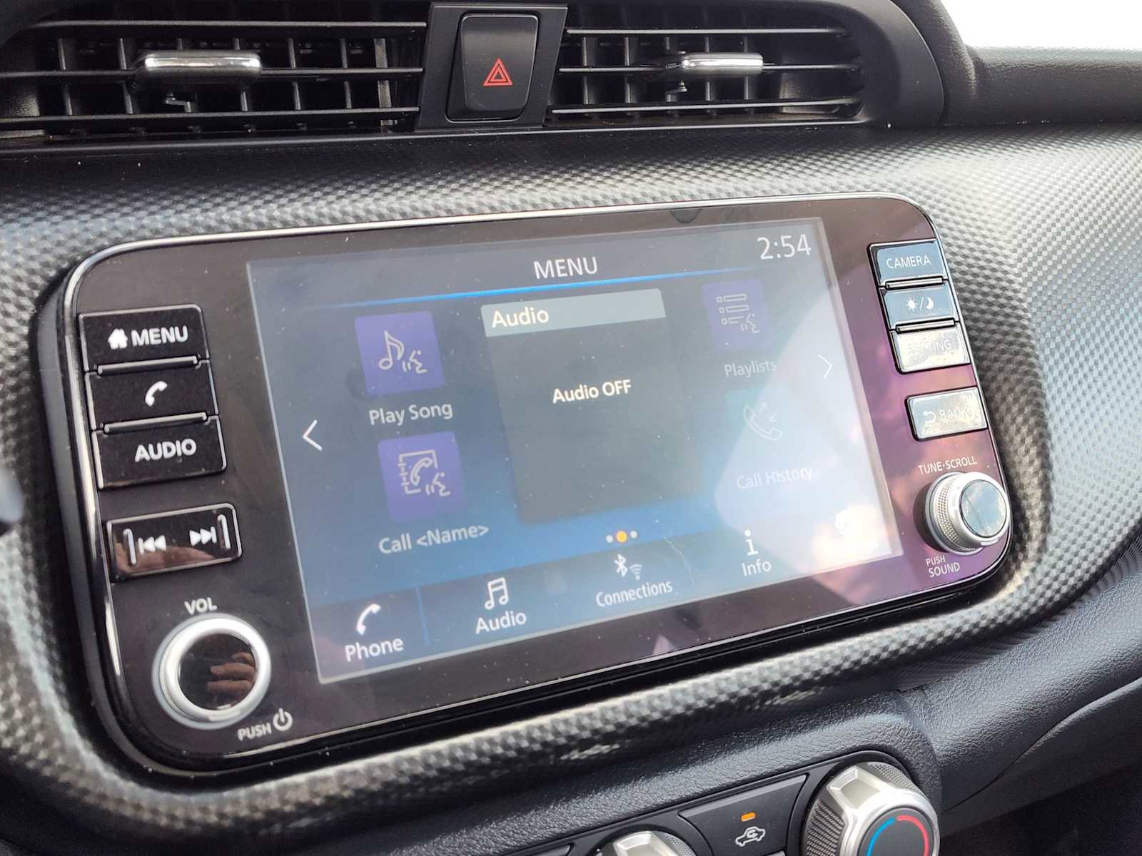 Used 2023 Nissan Kicks SV image 11