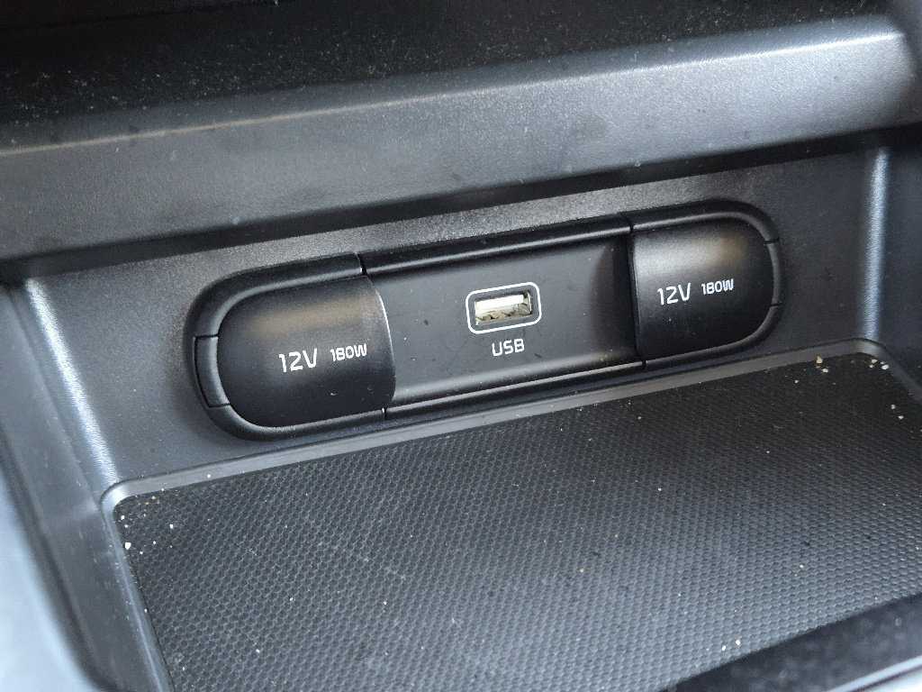 Certified 2025 Kia Soul S image 22