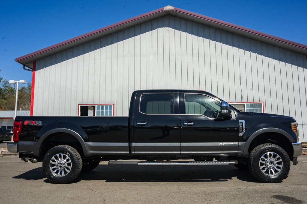 Used 2018 Ford F350 Lariat w/ Lariat Ultimate Package image 3