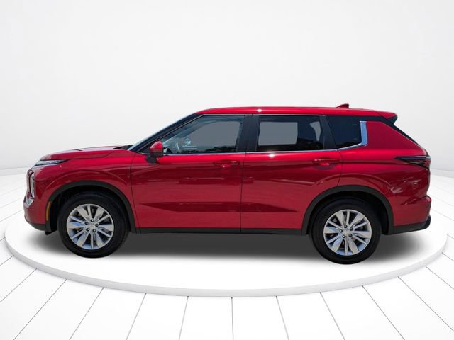Used 2026 Mitsubishi Outlander ES FWD image 7