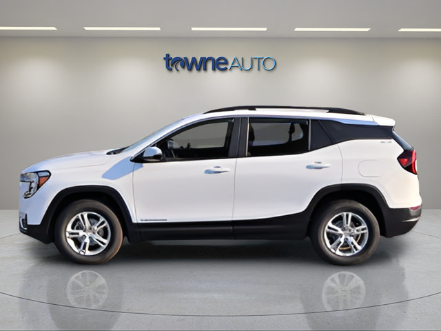 Used 2023 GMC Terrain SLE w/ Driver Convenience Package AWD/4WD image 2