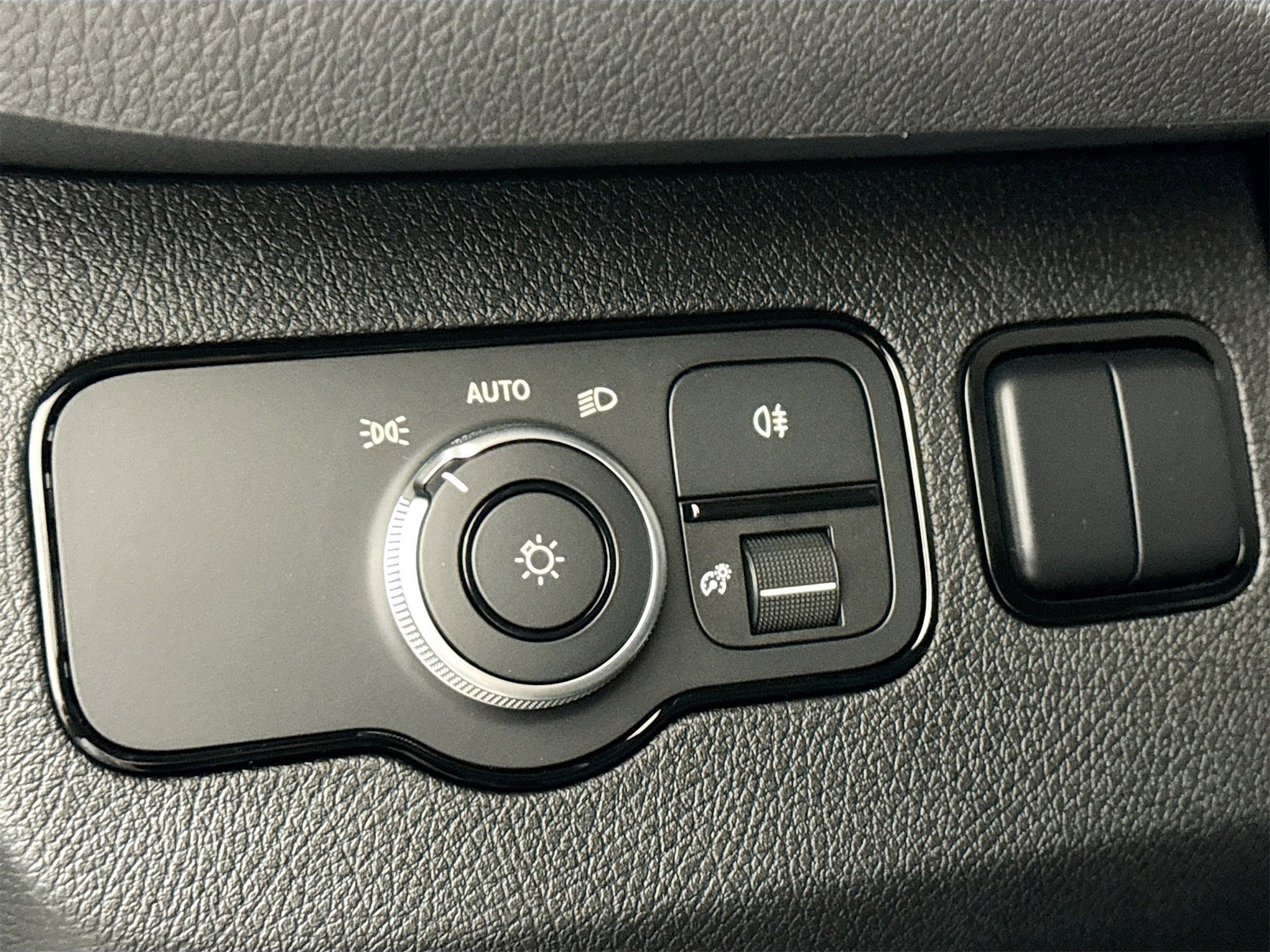 Certified 2025 Mercedes-Benz Sprinter 2500 image 11