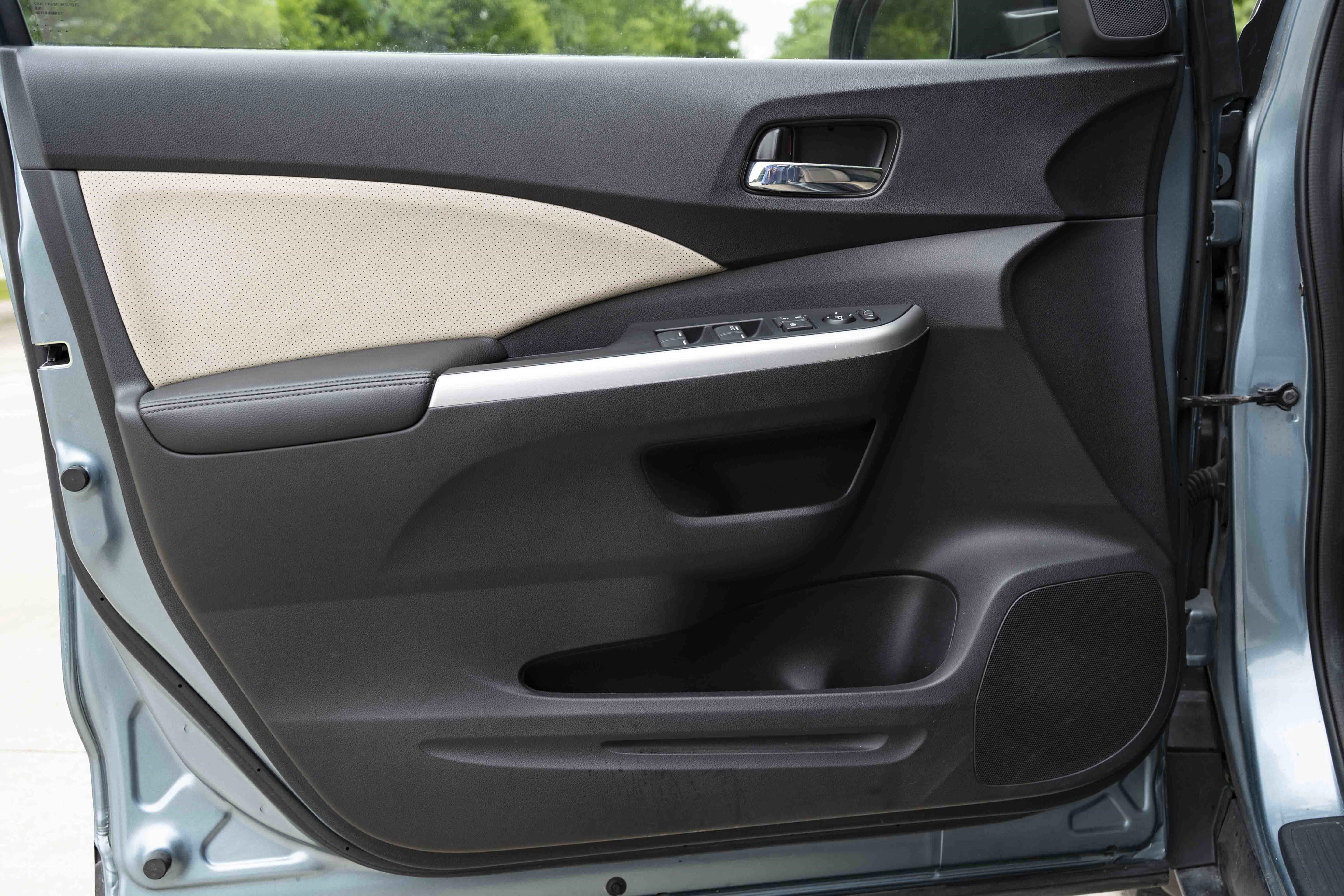 Used 2016 Honda CR-V EX-L image 37