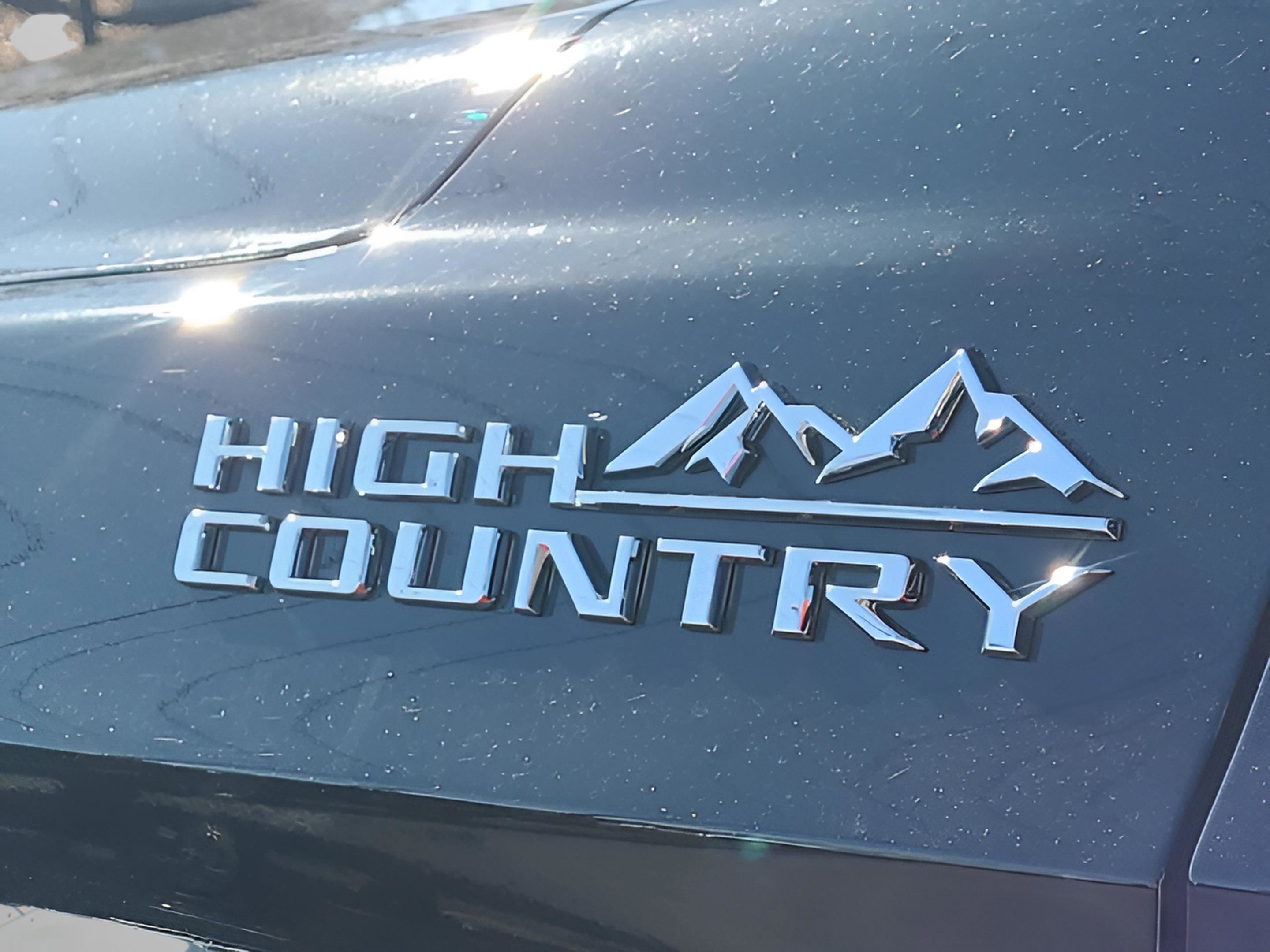 Used 2023 Chevrolet Tahoe High Country image 33