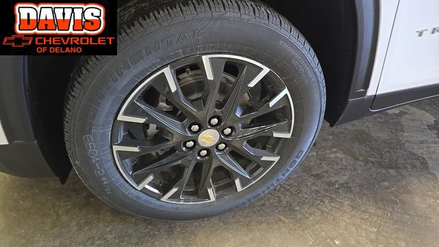 New 2026 Chevrolet Traverse LT w/ Sun and Wheel Package AWD/4WD image 11