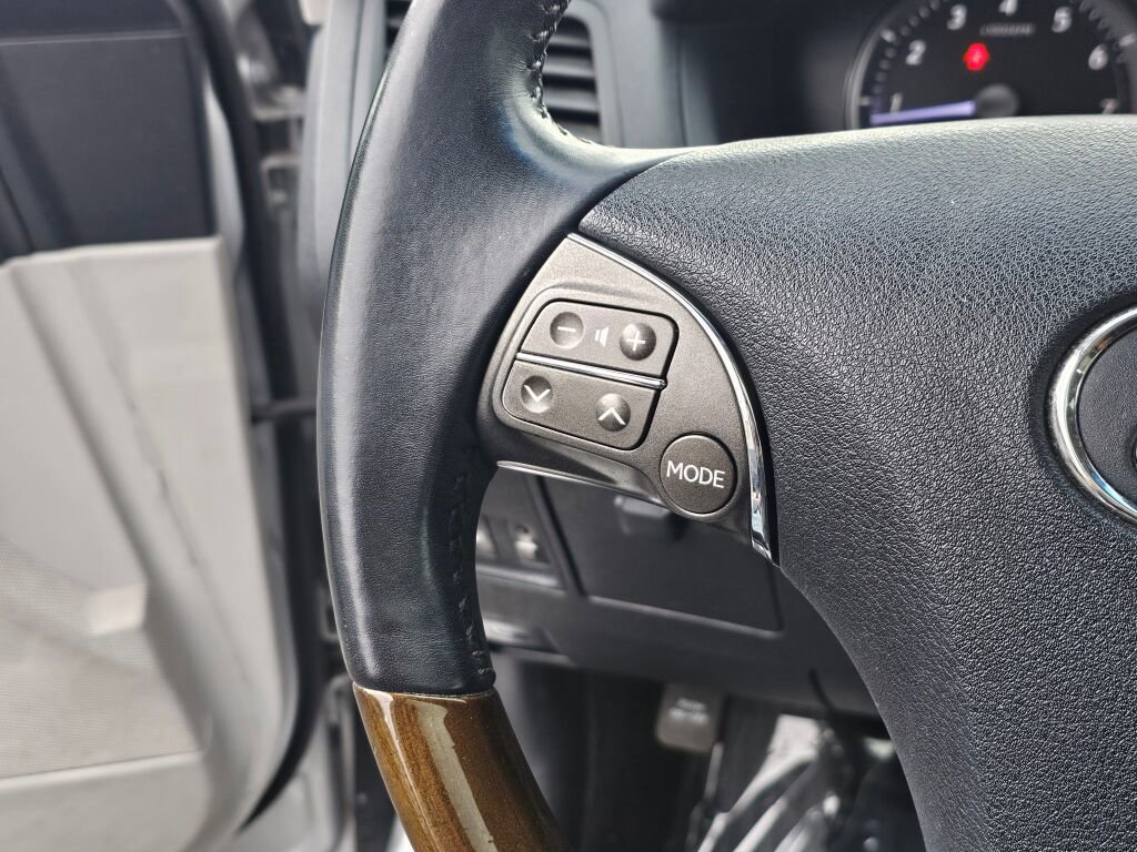 Used 2011 Lexus ES 350 image 31