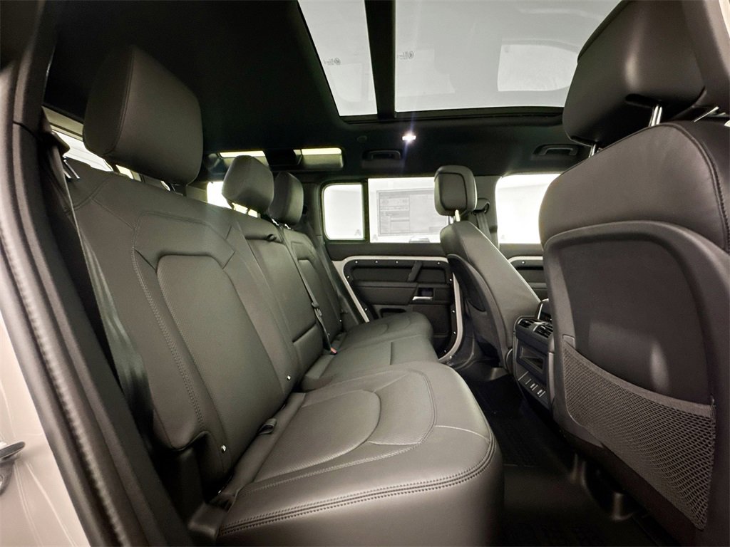 New 2026 Land Rover Defender 110 S image 27