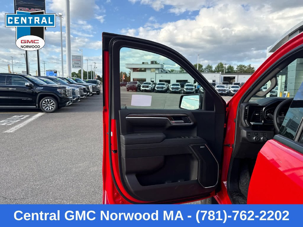 New 2026 GMC Sierra 1500 Elevation w/ Elevation Premium Package AWD/4WD image 14