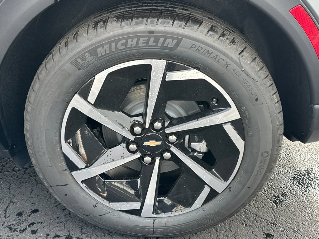 New 2026 Chevrolet Equinox EV LT w/ Comfort Package FWD image 25