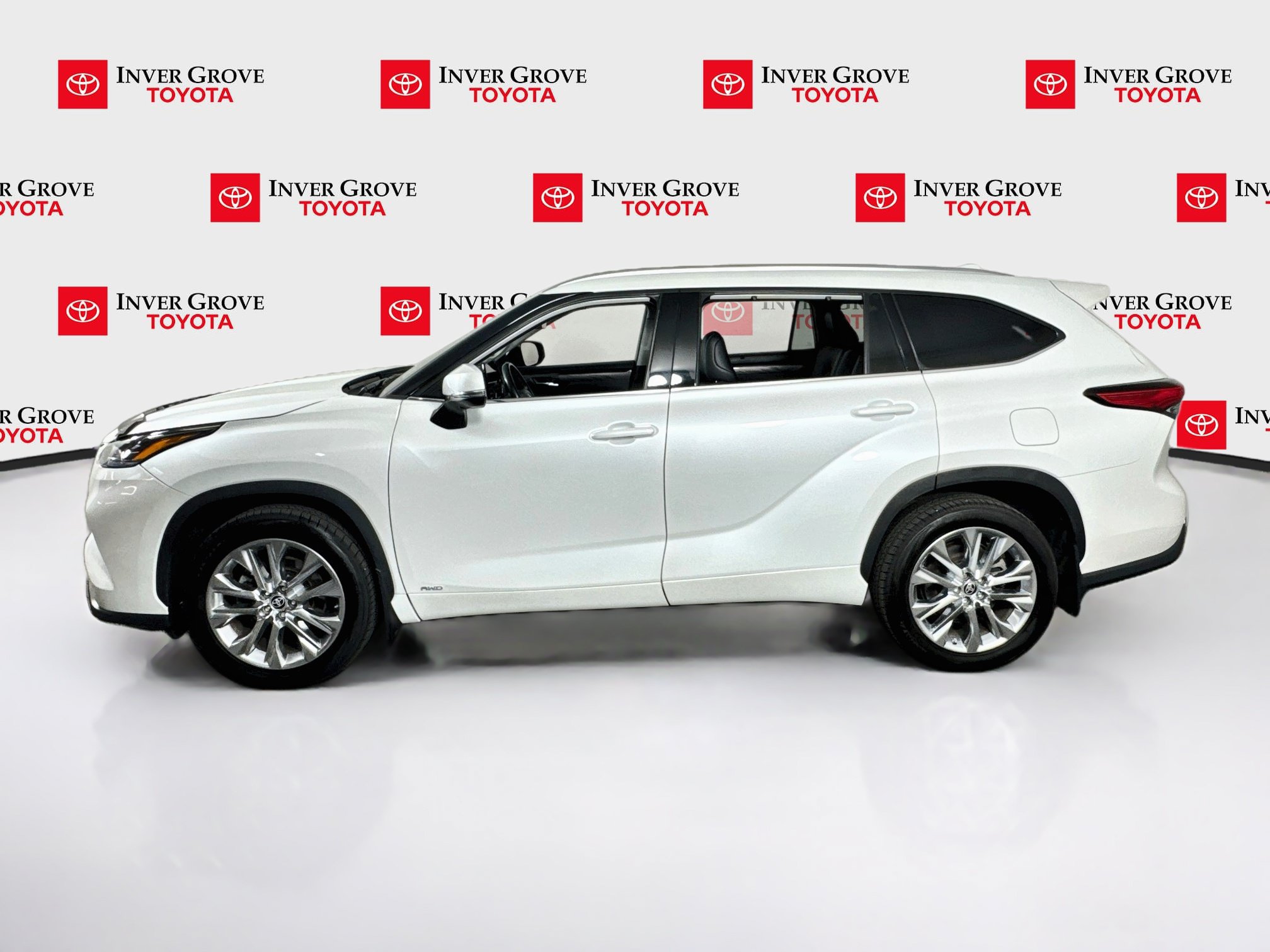 Used 2023 Toyota Highlander Limited AWD/4WD image 8