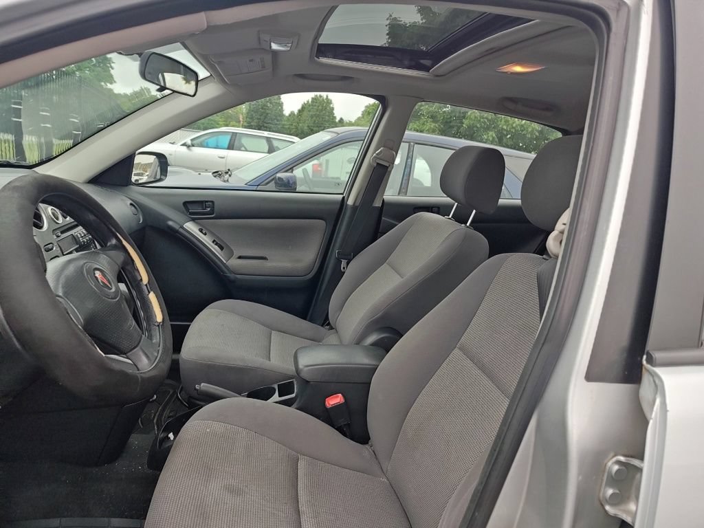 Used 2008 Pontiac Vibe w/ Preferred Package FWD image 7