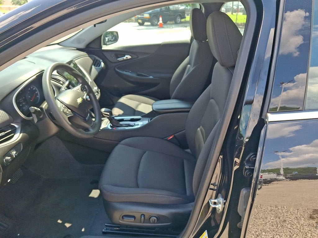 Certified 2024 Chevrolet Malibu LT FWD image 15