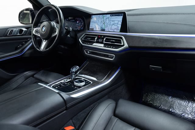 Used 2022 BMW X5 M50i AWD/4WD image 26