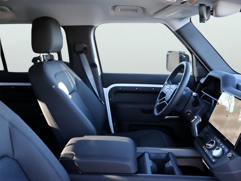 New 2026 Land Rover Defender 110 S image 9