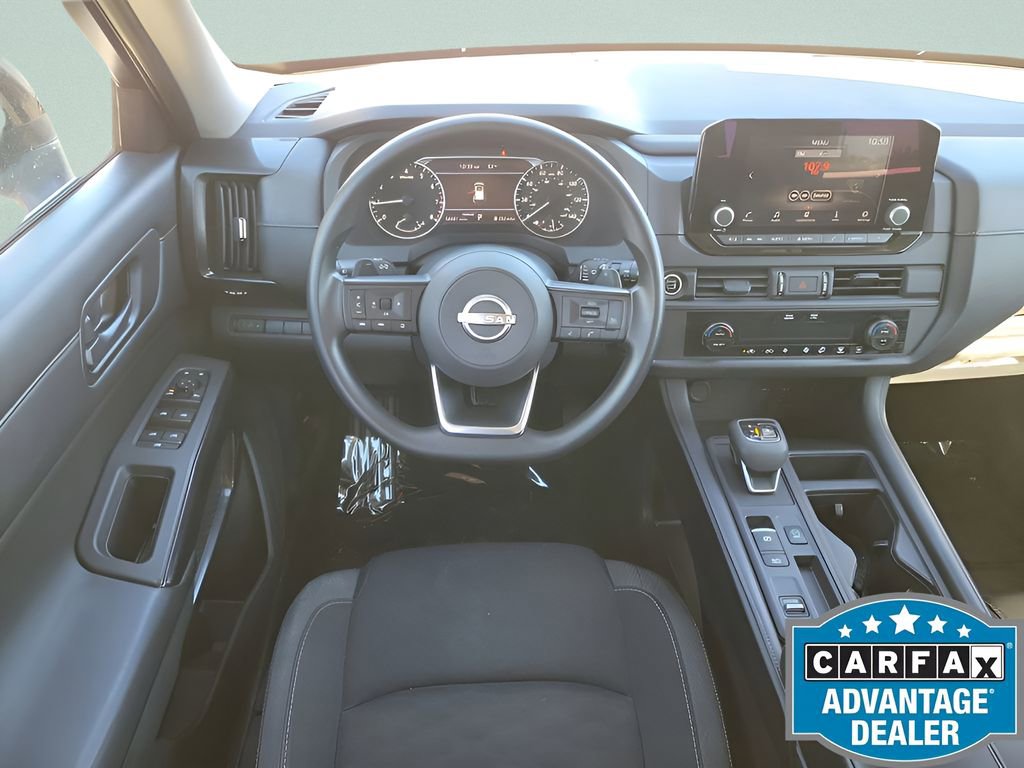 Used 2023 Nissan Pathfinder S image 17