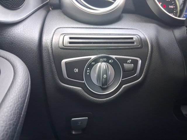 Used 2021 Mercedes-Benz GLC 300 image 19