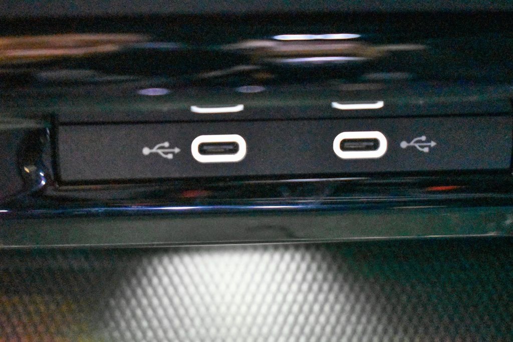 Used 2023 Volkswagen GTI 40th Anniversary Edition image 22