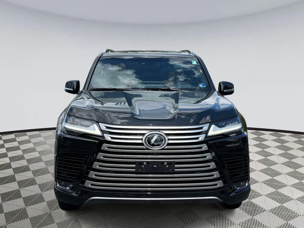 Used 2024 Lexus LX 600 4WD w/ Interior Upgrade Package image 6