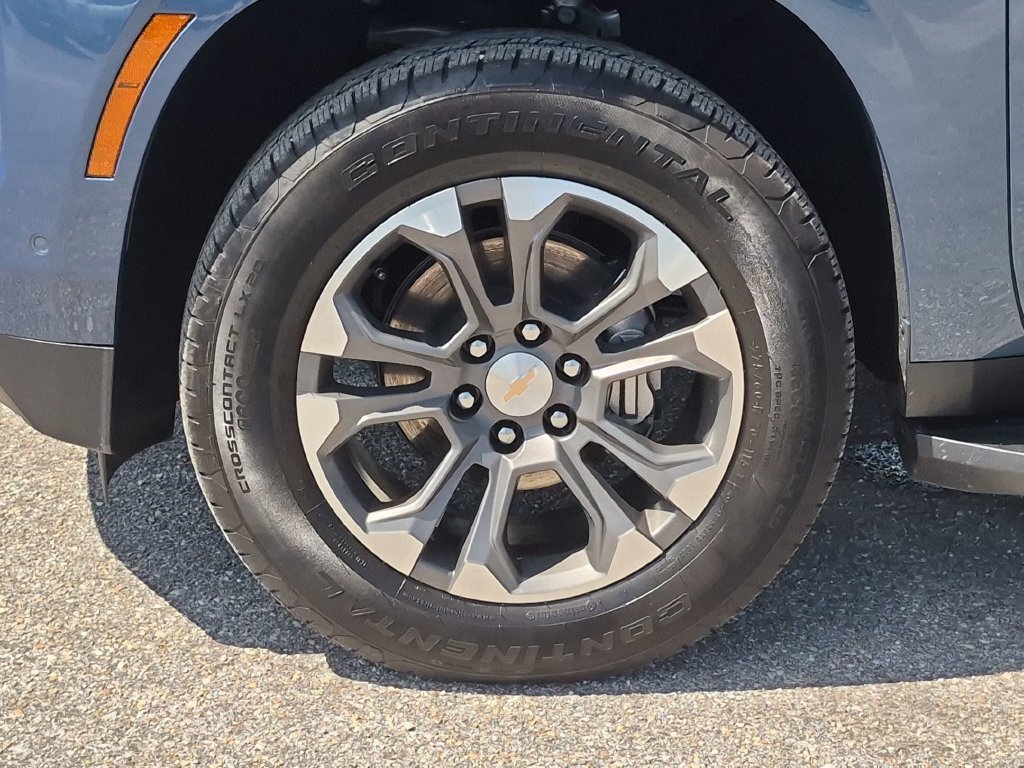 Used 2026 Chevrolet Tahoe LT w/ Comfort Package RWD image 12