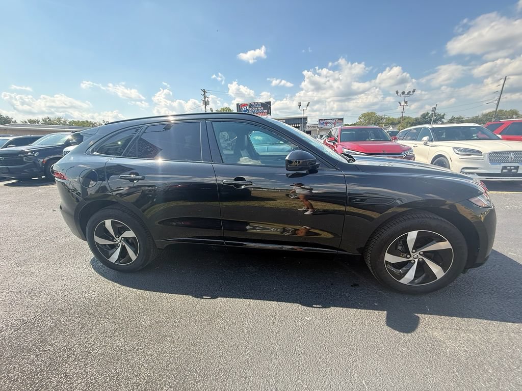 Used 2025 Jaguar F-PACE R-Dynamic S AWD/4WD image 2