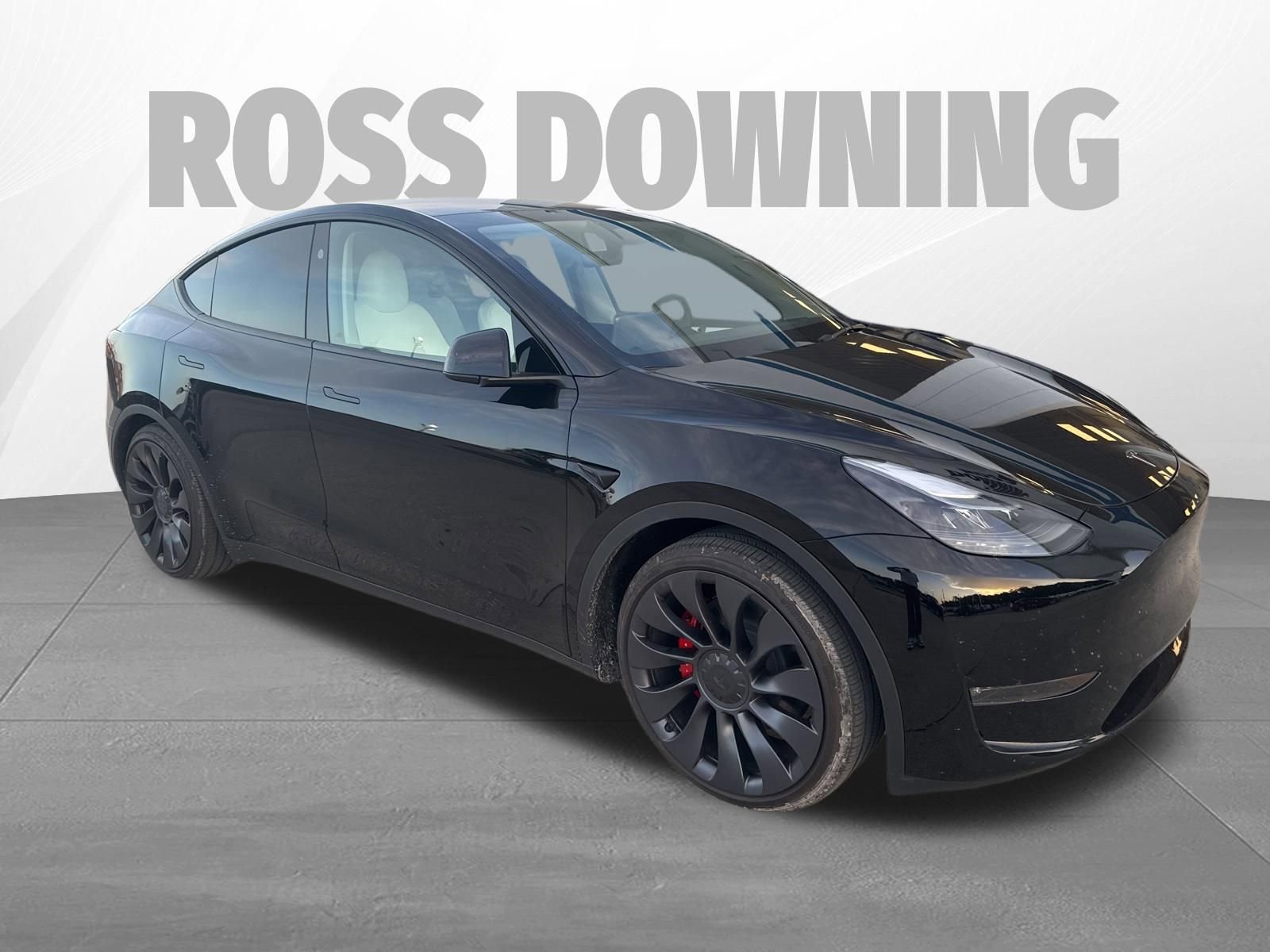 Used 2024 Tesla Model Y Performance image 3