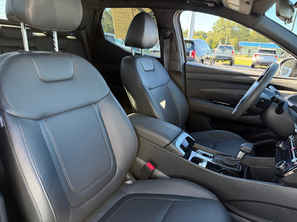 Used 2025 Hyundai Santa Cruz SEL AWD/4WD image 18