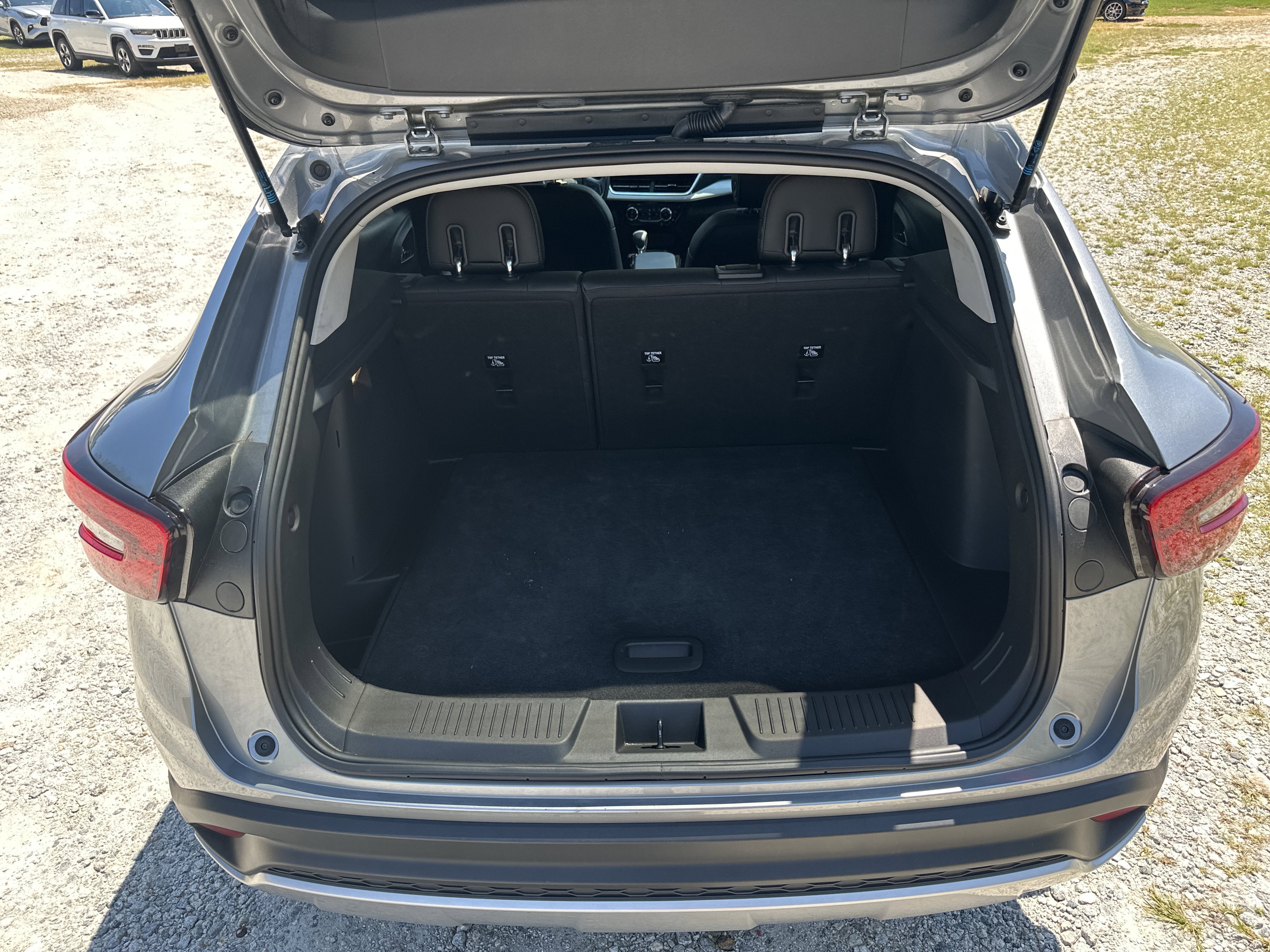 Used 2024 Chevrolet Trax LT image 18