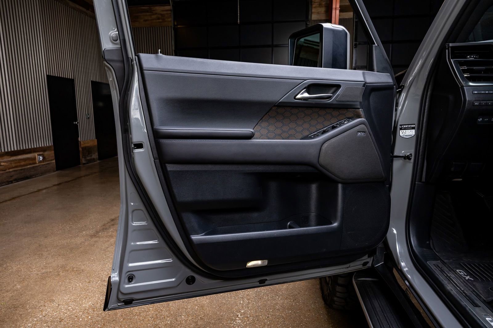 Used 2024 Lexus GX 550 image 37