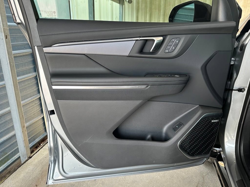 New 2026 Buick Enclave Sport Touring w/ Power Package FWD image 10