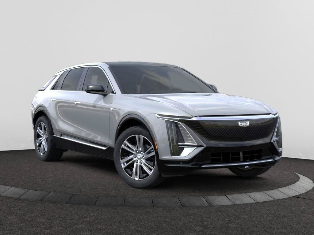 Used 2024 Cadillac Lyriq Tech w/ Driver Assist Package AWD/4WD image 7