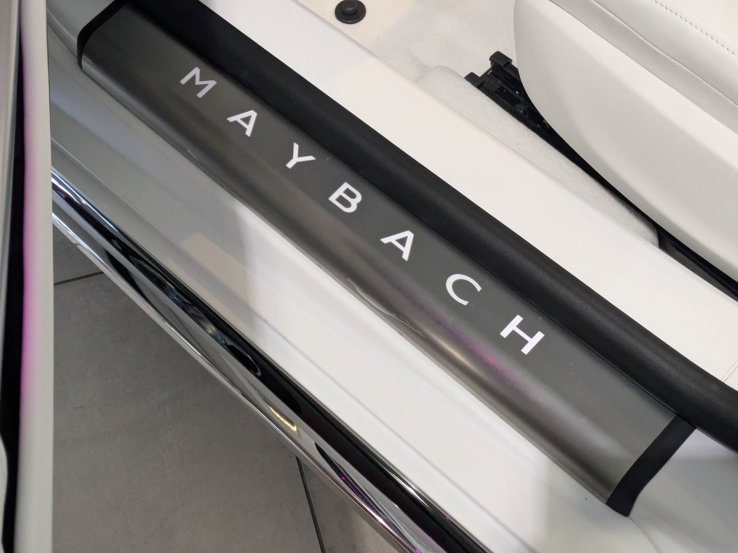 New 2026 Mercedes-Benz Maybach SL 680 image 14