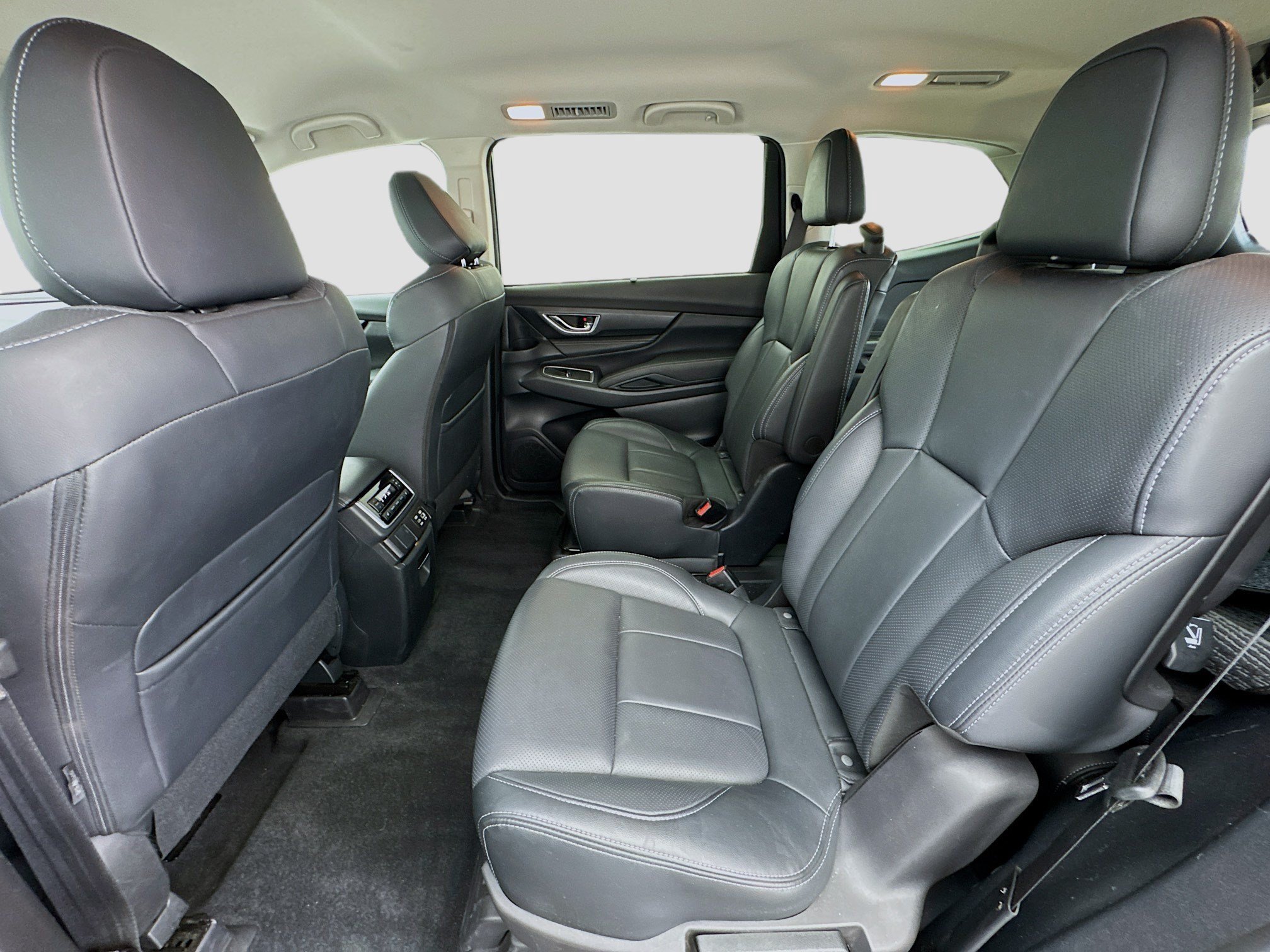 Used 2023 Subaru Ascent Limited AWD/4WD image 15
