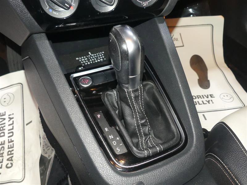 Used 2016 Volkswagen Jetta Sport image 33