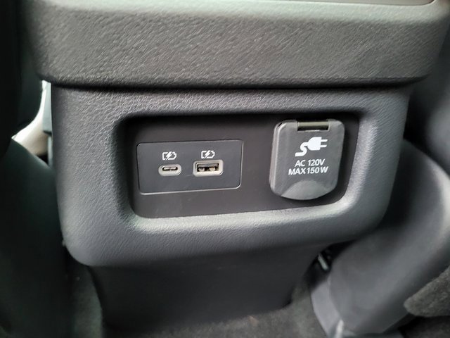 New 2025 Nissan Pathfinder Platinum w/ Cargo Package image 18