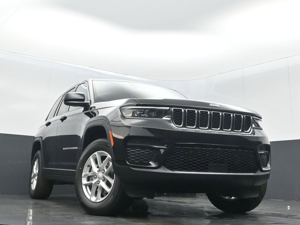 New 2026 Jeep Grand Cherokee Laredo image 29