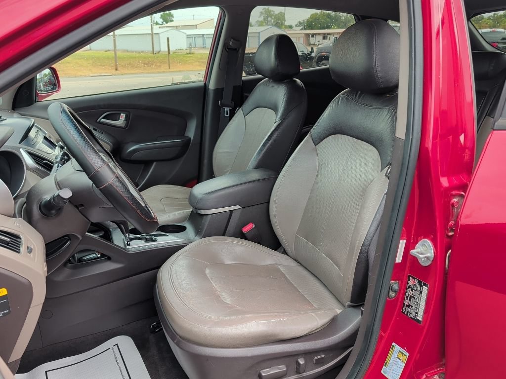Used 2013 Hyundai Tucson Limited FWD image 10