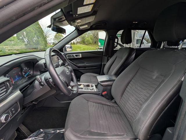 Used 2020 Ford Explorer XLT AWD/4WD image 10