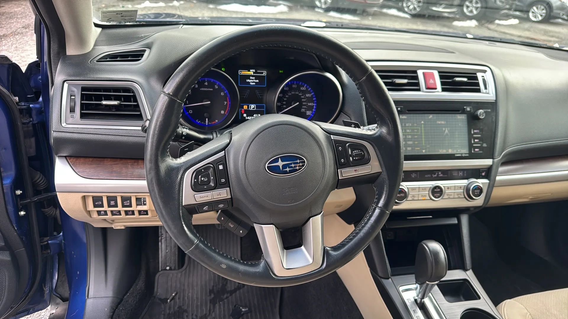 Used 2015 Subaru Outback 3.6R Limited image 9